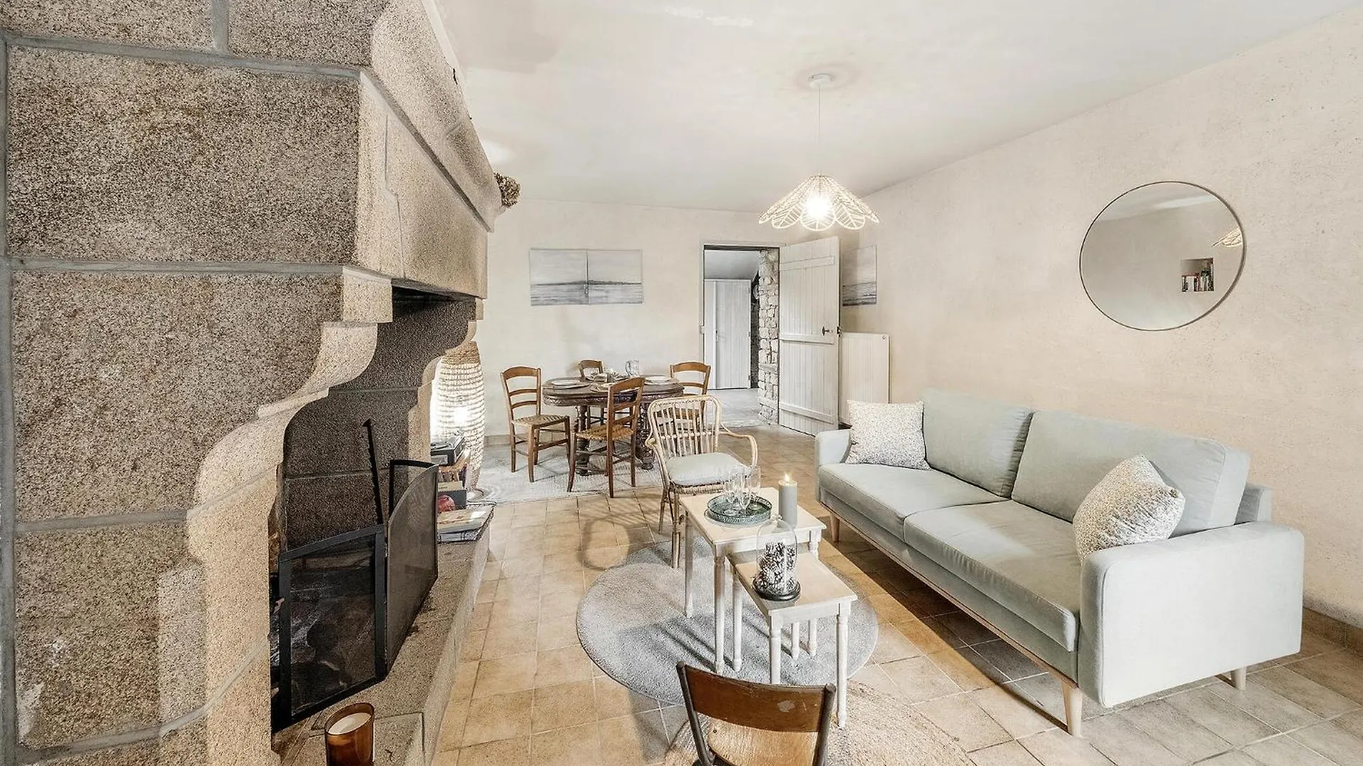 1 Bedroom Awesome Apartment In Tremblay Les Portes du Coglais