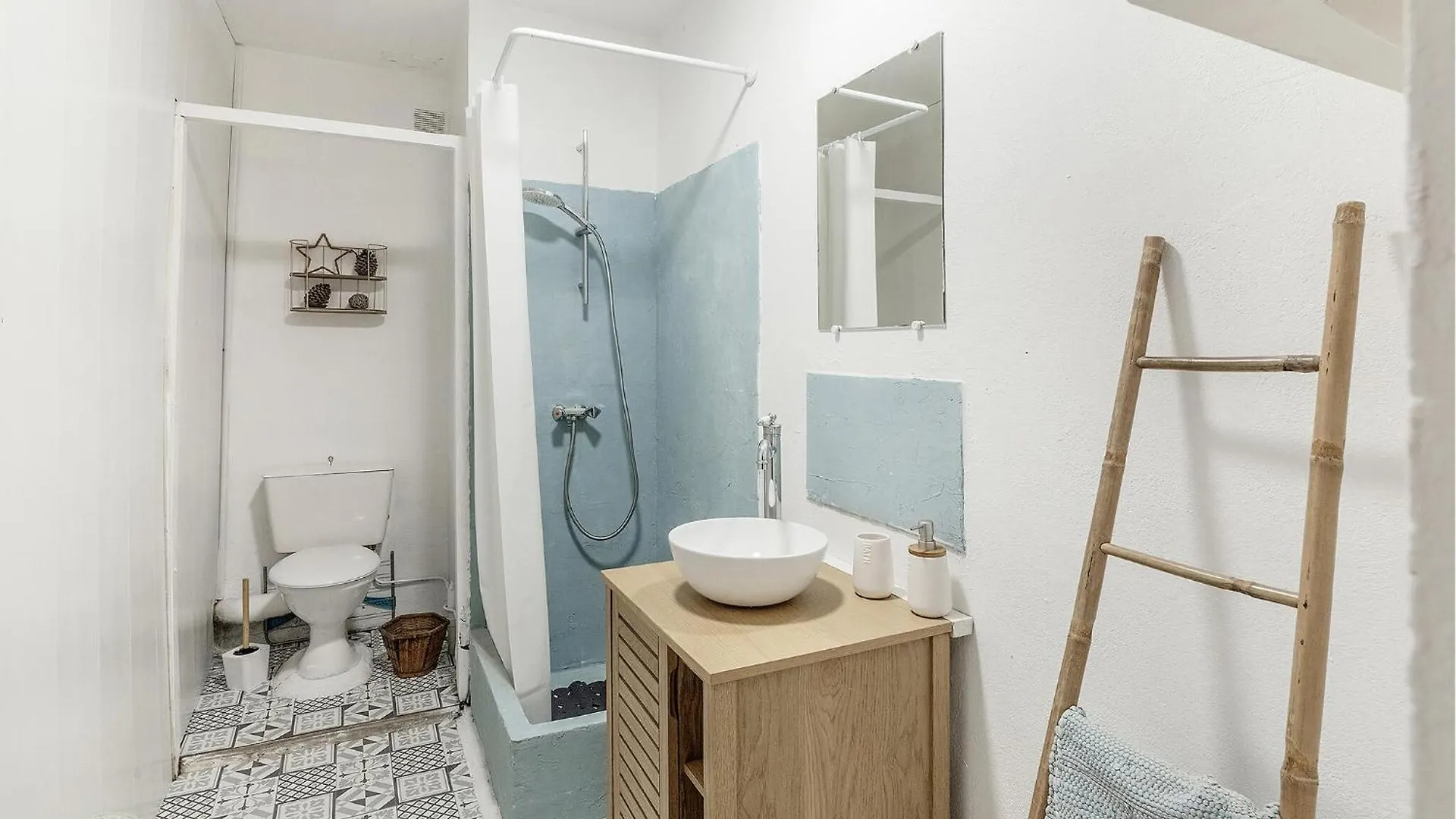 1 Bedroom Awesome Apartment In Tremblay Les Portes du Coglais Franciaország
